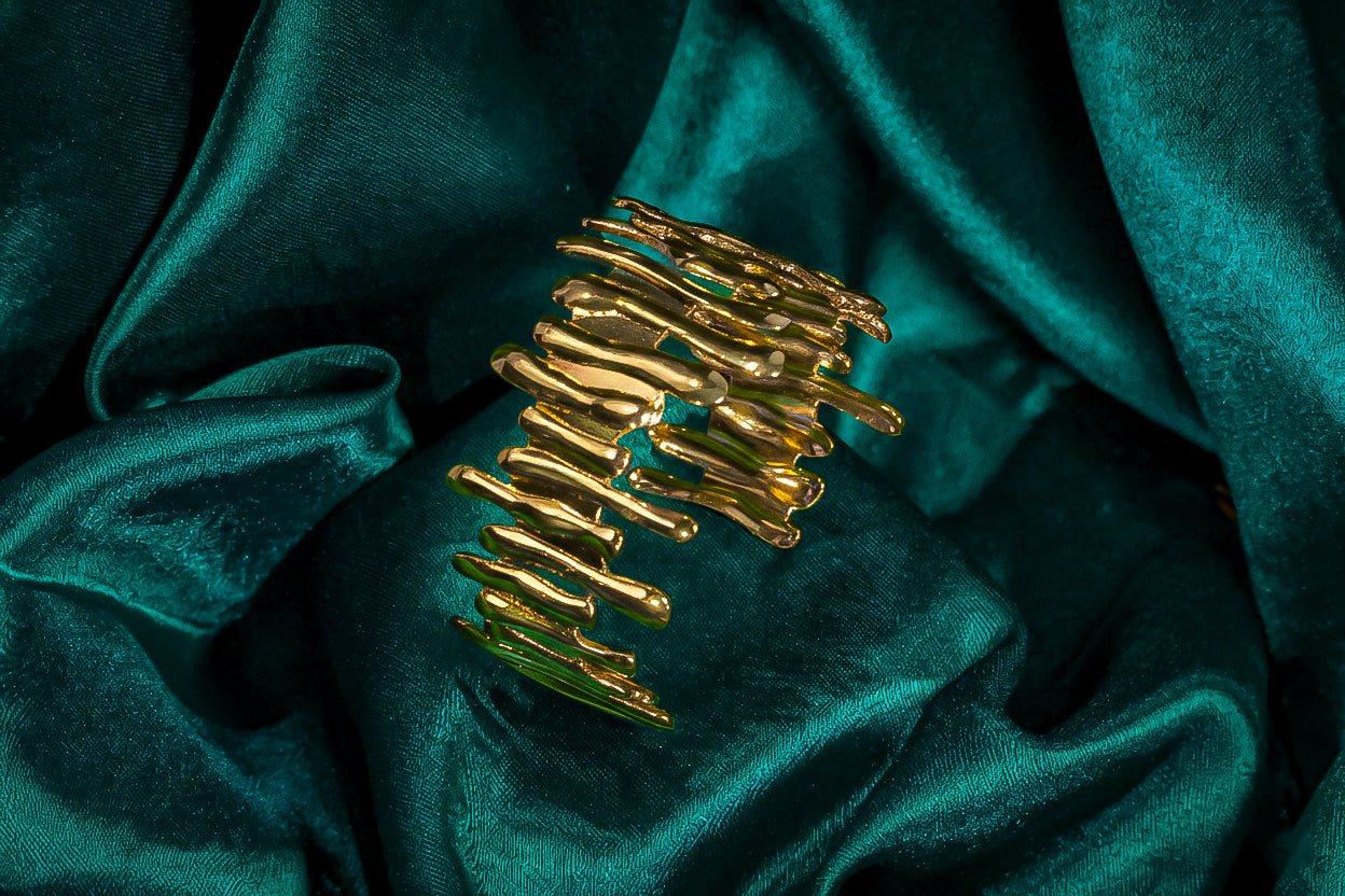 Golden Melting Wood Kada