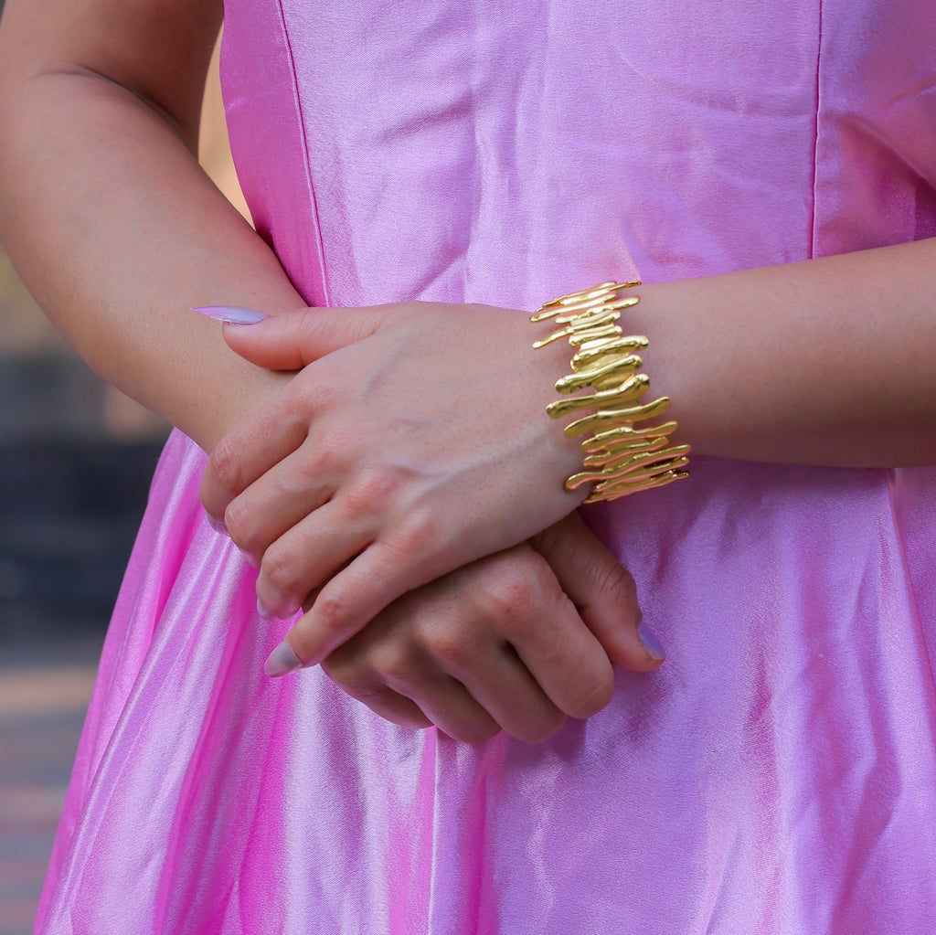 Golden Melting Wood Kada