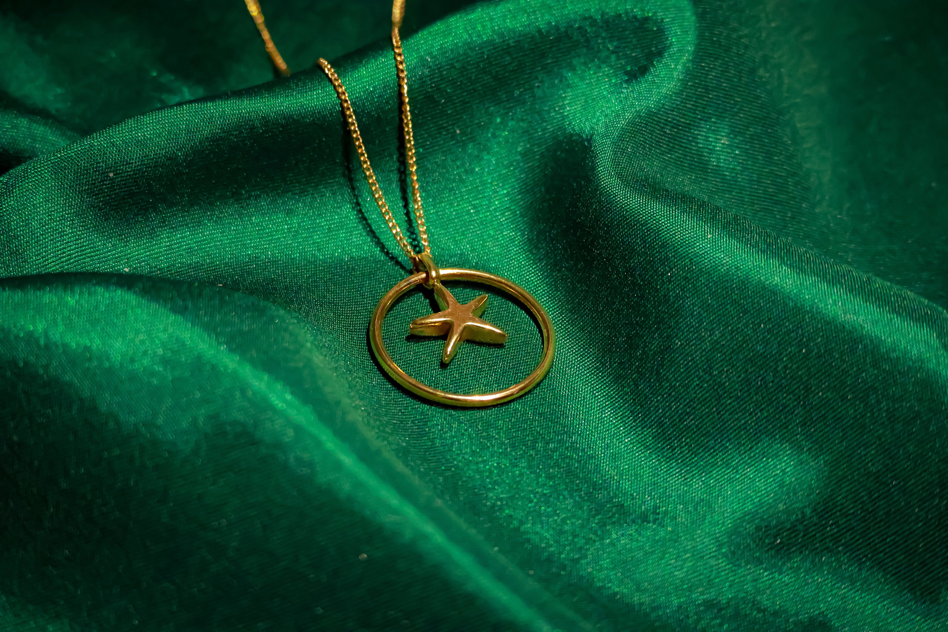 Golden Starfish Pendant Necklace