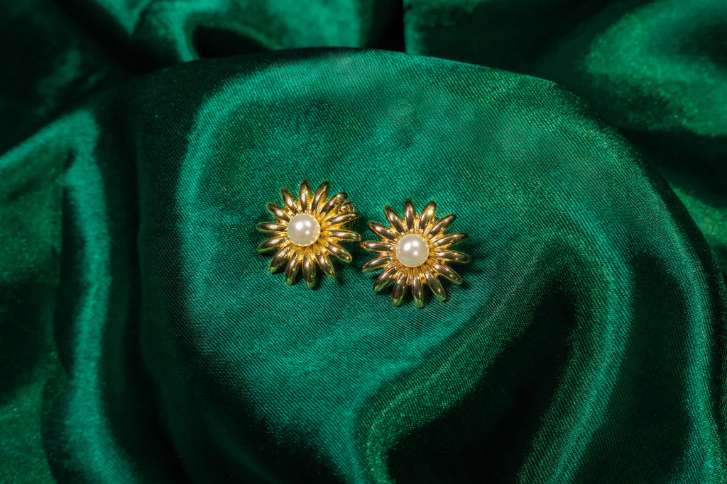 Floral Pearl Earring