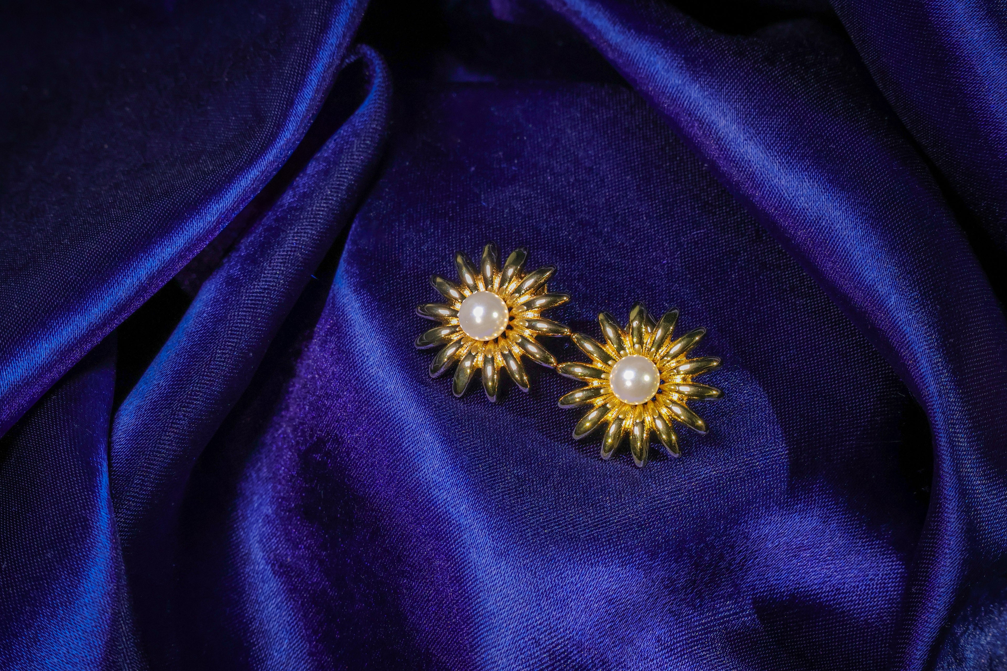 Floral Pearl Earring