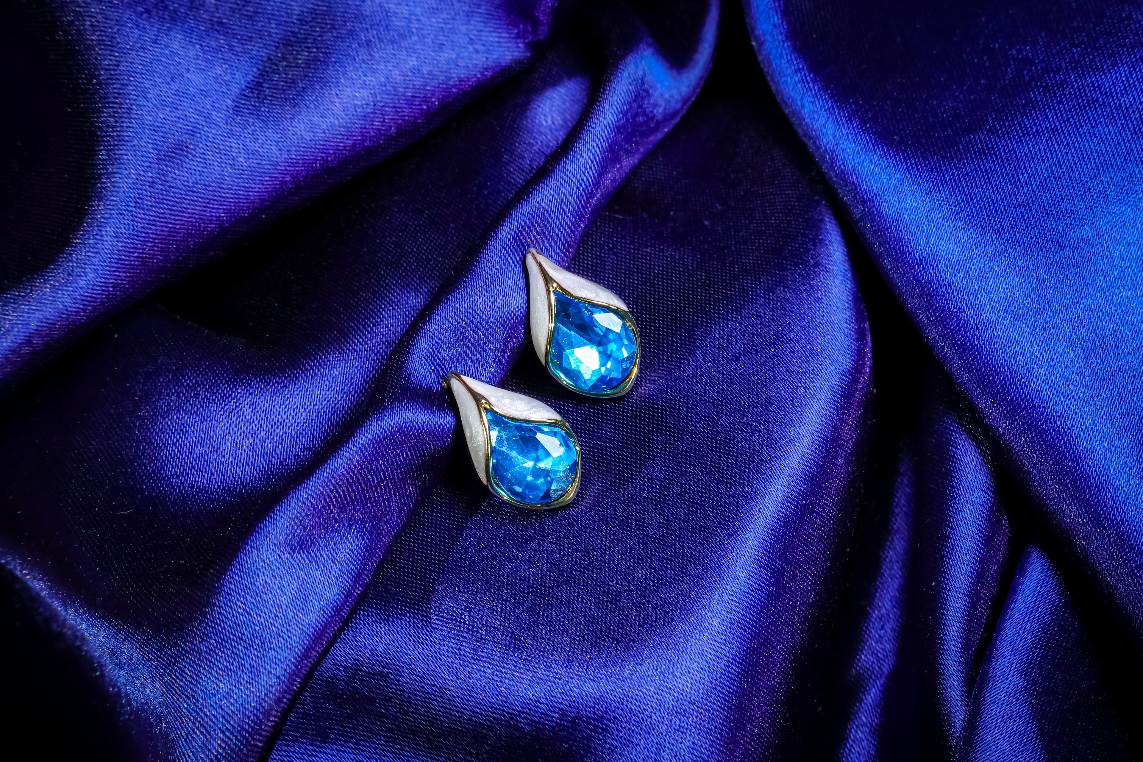 Teardrop Blue Topaz Enamel Earring