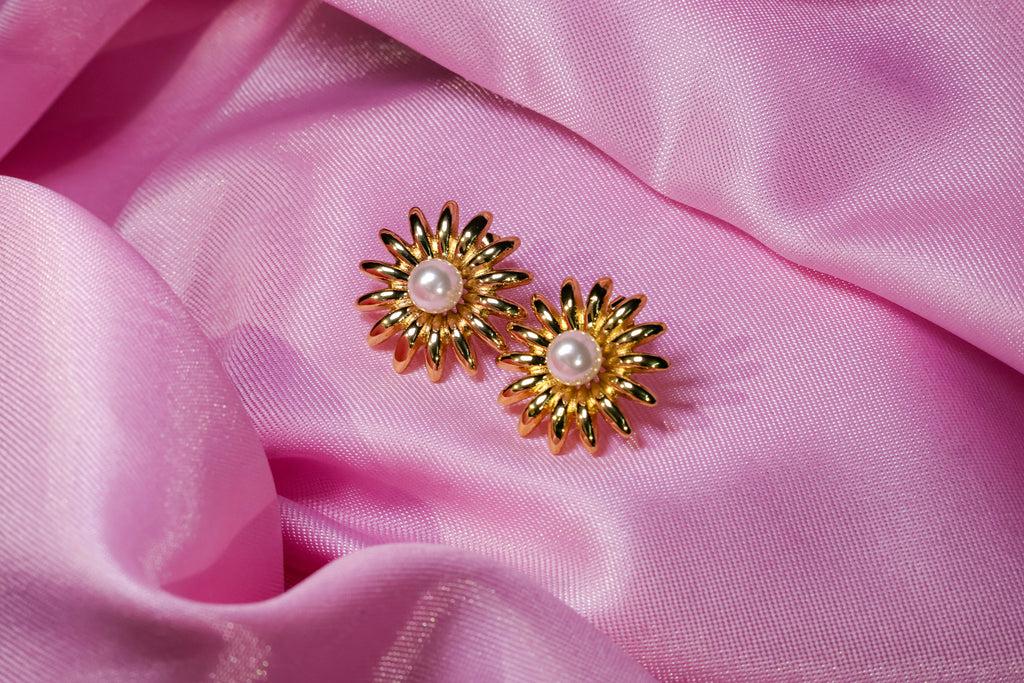 Floral Pearl Earring