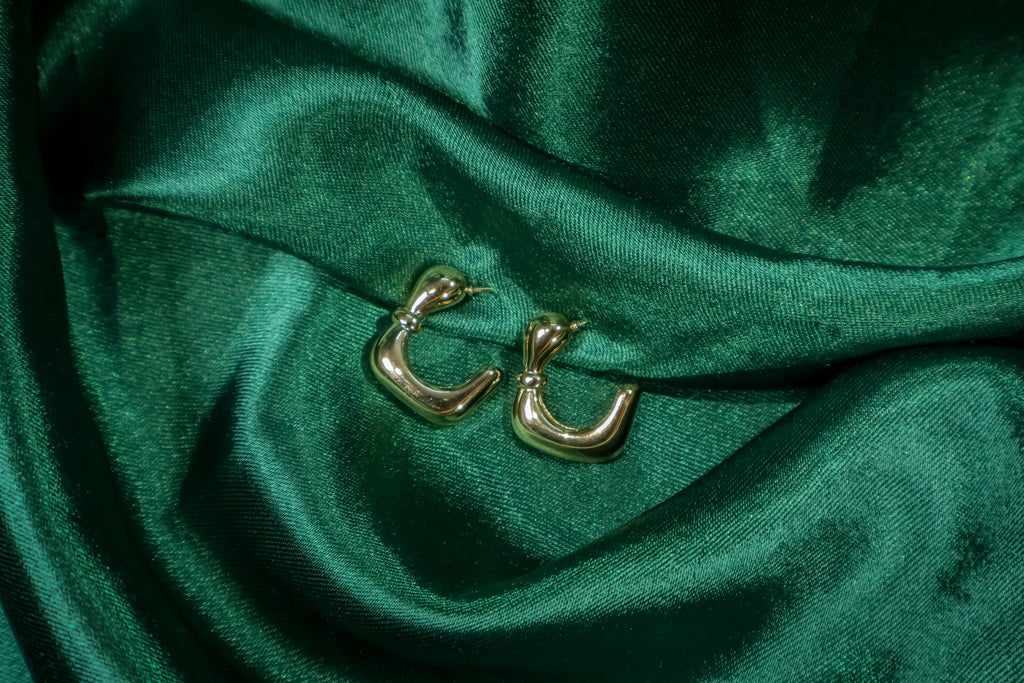 Golden Chunky L Earhoop