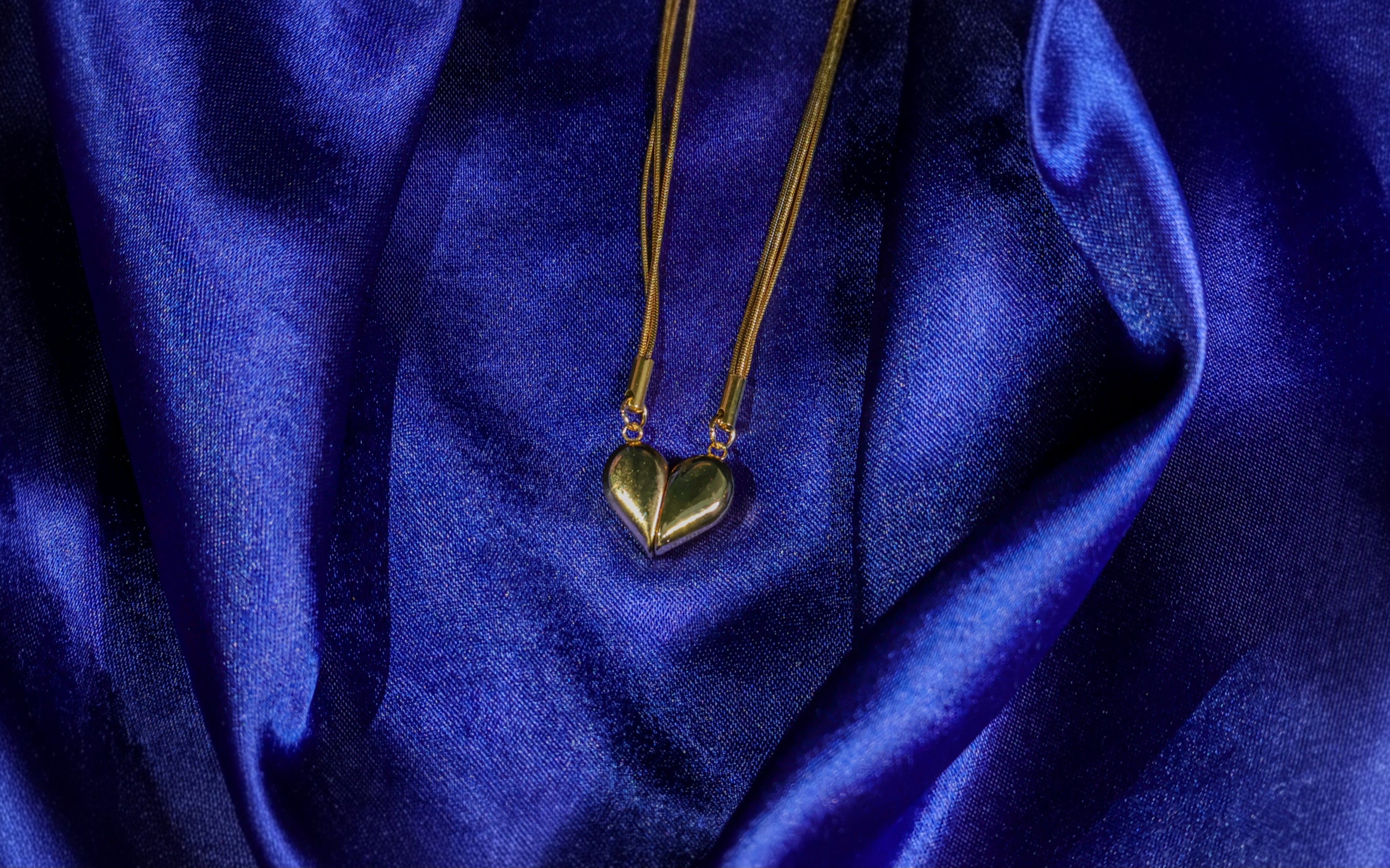 Golden Magnetic Heart Pendant Necklace