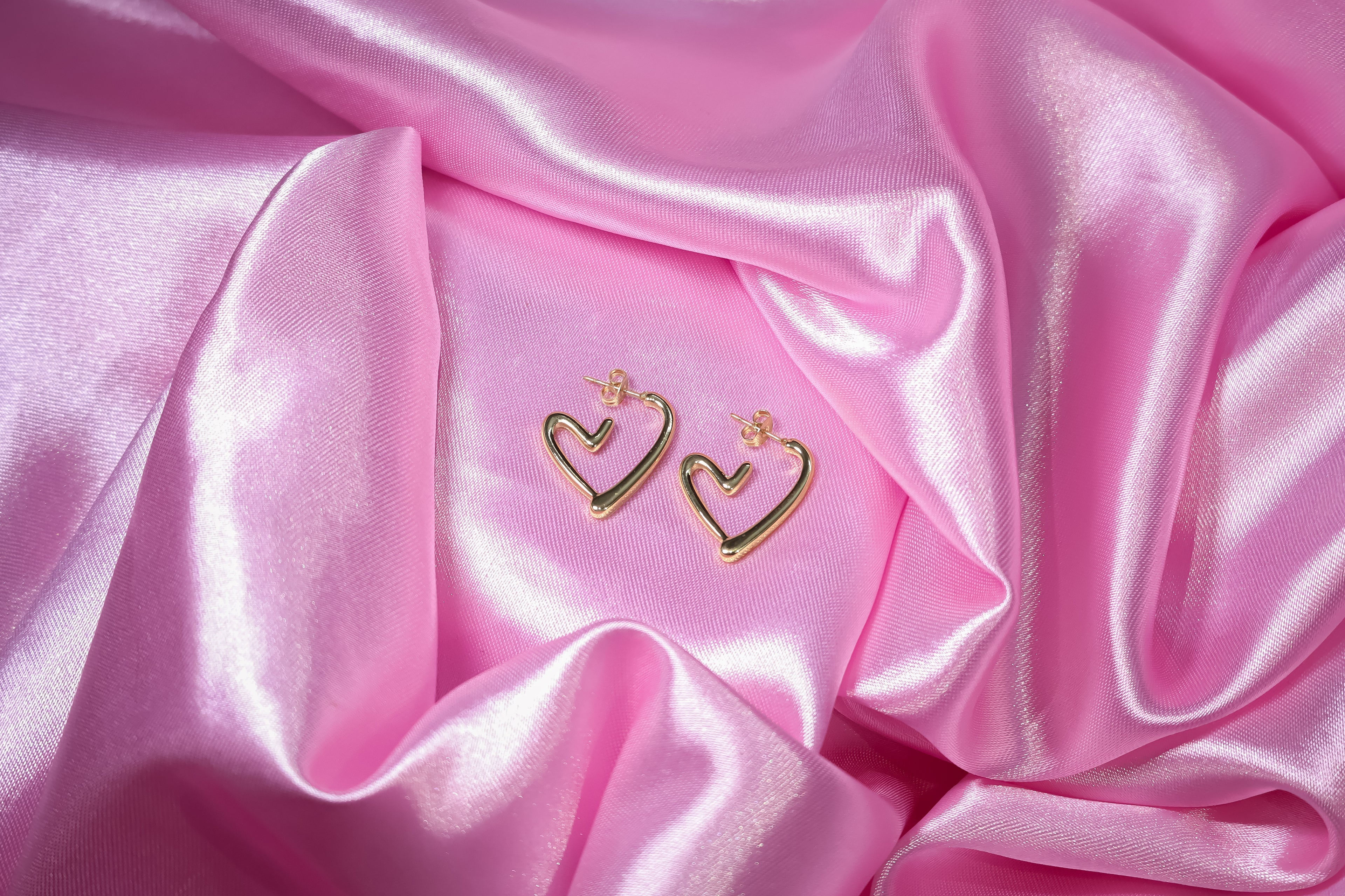 Golden Heart Silhouette Earhoop