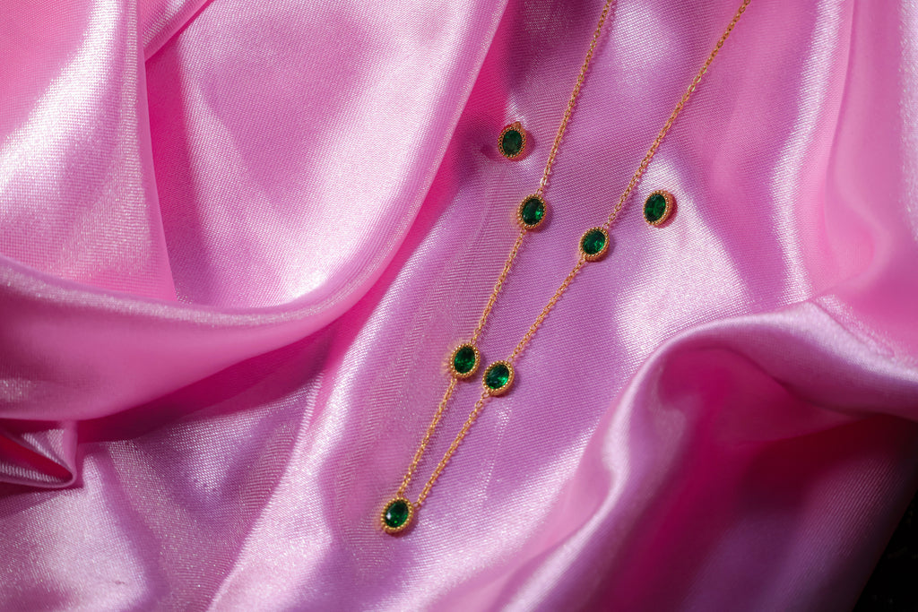 Green Emeral Charms Necklace Set