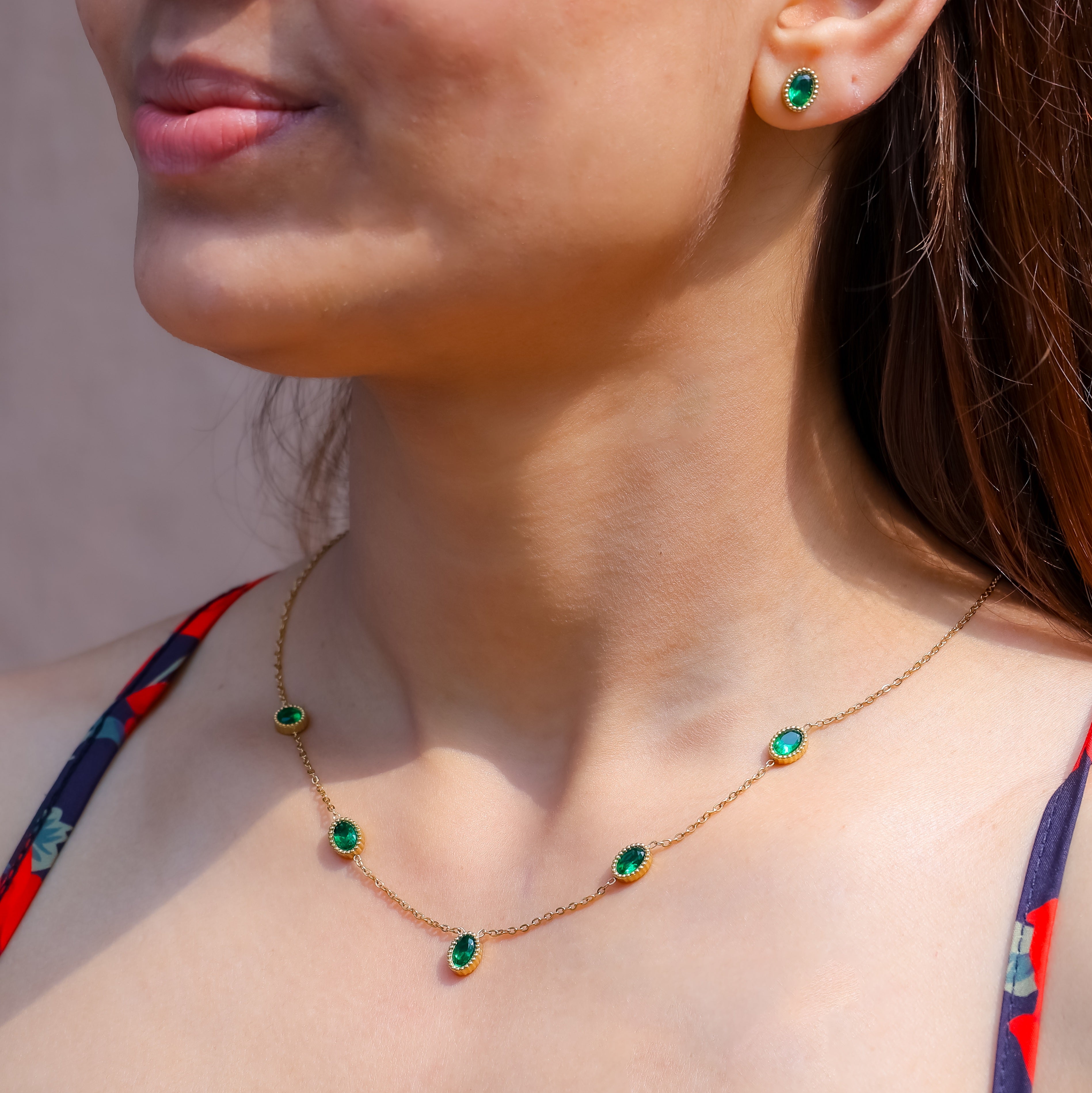 Green Emeral Charms Necklace Set