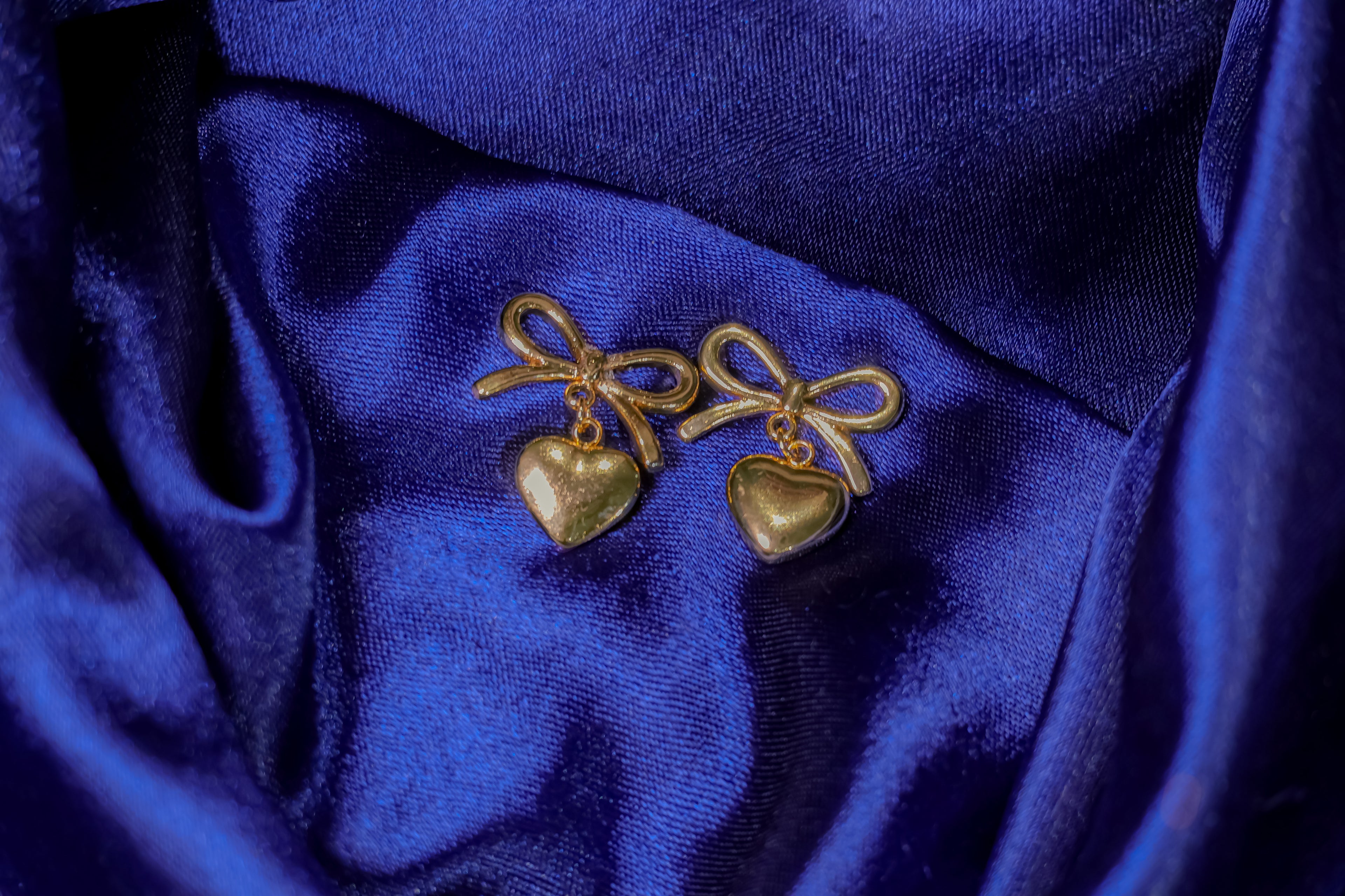 Golden Bow Affair Earring